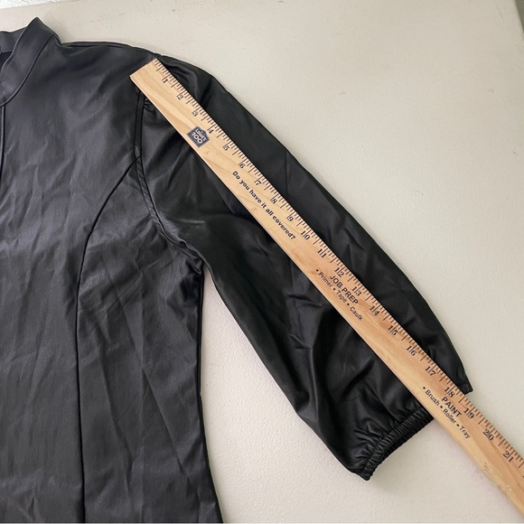 Cerule Black Faux Leather Top Womens Size XL Button Up V-neck Romantic Night Out - Picture 9 of 10